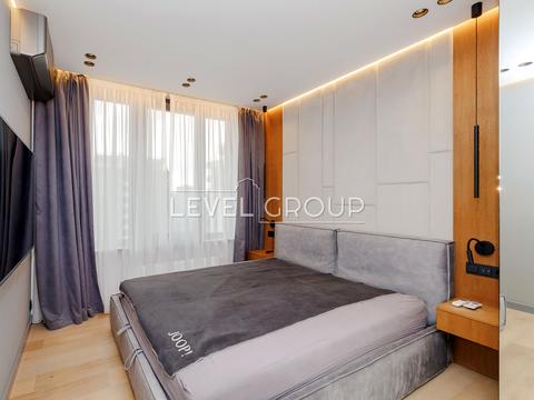 квартира за адресою Дніпровська набережна вул., 18-А