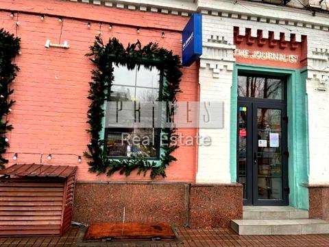 комерційна за адресою Хрещатик вул. (Kreschatic), 27А