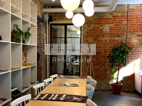 комерційна за адресою Хрещатик вул. (Kreschatic), 27А