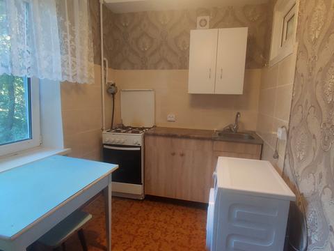 квартира за адресою Зодчих вул., 6-А