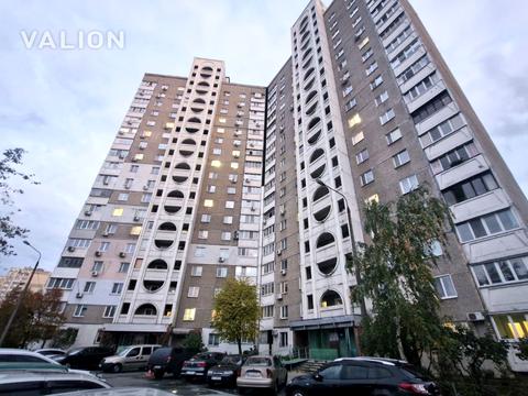 квартира за адресою Ревуцького вул., 4