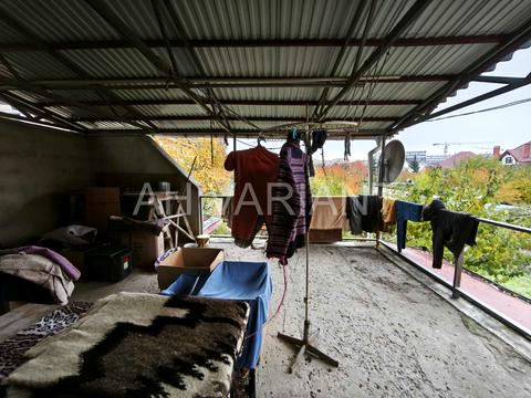 будинок за адресою Возз'єднання