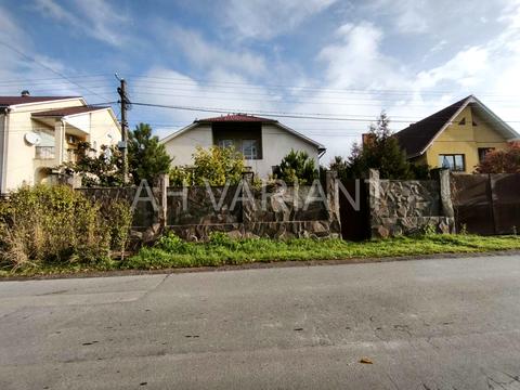 будинок за адресою Возз'єднання