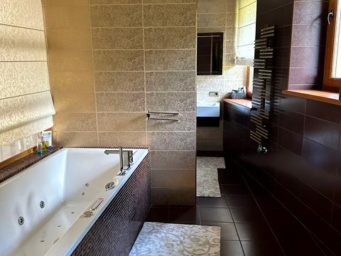 будинок за адресою Хлепча