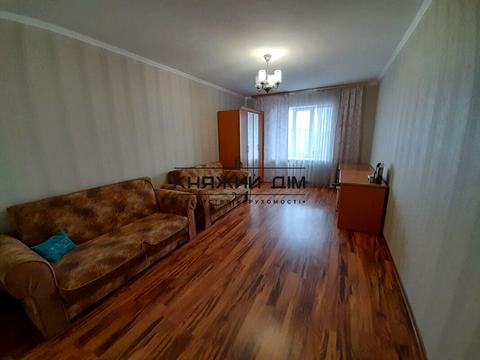 квартира за адресою Анни Ахматової вул., 31