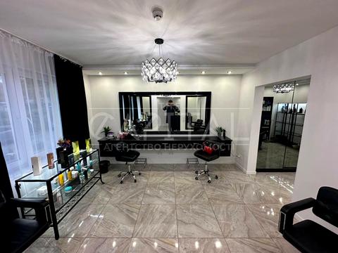 комерційна за адресою Юлії Здановської вул. (Ломоносова), 36