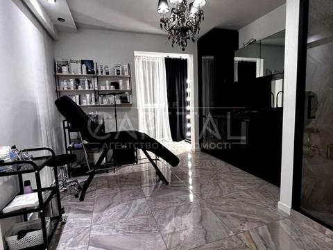 комерційна за адресою Юлії Здановської вул. (Ломоносова), 36