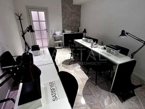 комерційна за адресою Юлії Здановської вул. (Ломоносова), 36