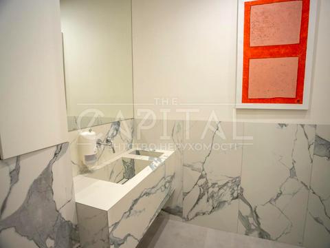 комерційна за адресою Бульварно-Кудрявська вул. (Воровського), 51