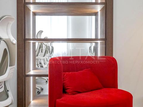 комерційна за адресою Бульварно-Кудрявська вул. (Воровського), 51