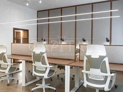 комерційна за адресою Бульварно-Кудрявська вул. (Воровського), 51