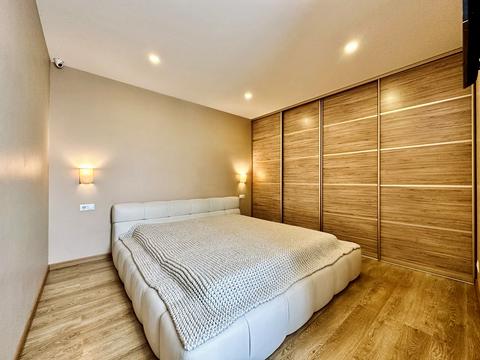 квартира за адресою Вадима Гетьмана вул., 1-Б