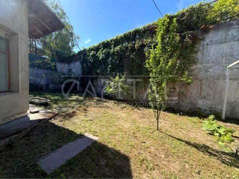 будинок за адресою 2-га Лінія вул.