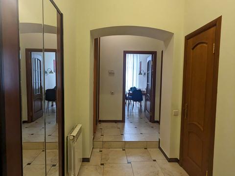 квартира за адресою Шота Руставелі вул., 9