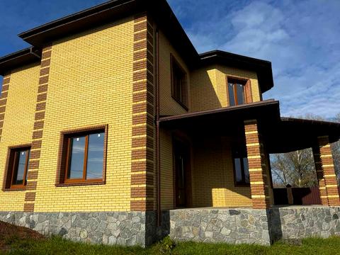 будинок за адресою Центральна, 1