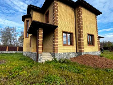 будинок за адресою Центральна, 1