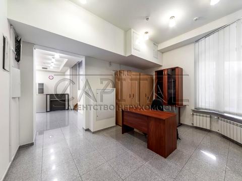 комерційна за адресою Володимирська вул., 49-А