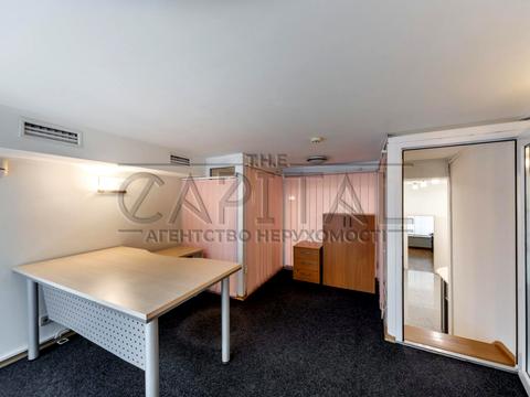 комерційна за адресою Володимирська вул., 49-А