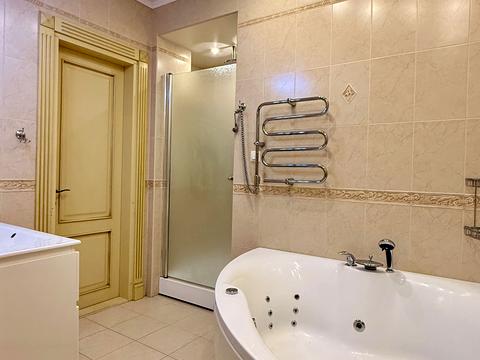 квартира за адресою Джохара Дудаєва вул. (Іскрівська), 1