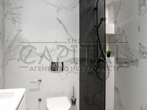 будинок за адресою Лютнева вул.