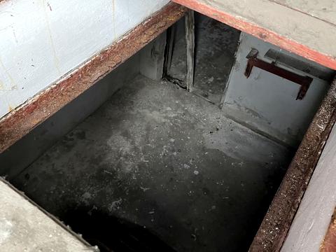 паркомісце за адресою Карела Чапека вул. (Юліуса Фучика), 12