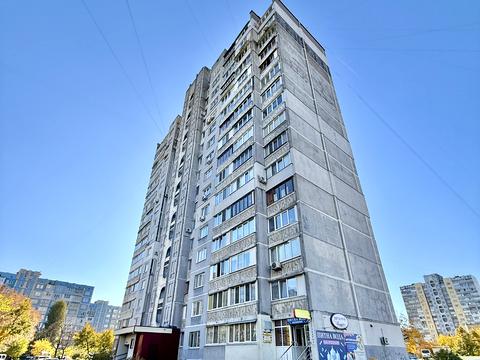 квартира по адресу Червоной Калины просп. (Владимира Маяковского), 30