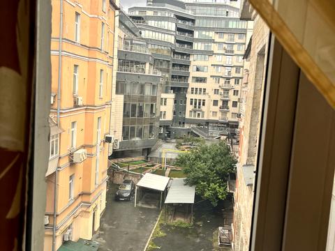 квартира по адресу Большая Житомирская ул., 16