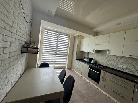 квартира за адресою В'ячеслава Чорновола вул., 91р