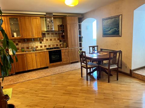 квартира по адресу Большая Житомирская ул., 16