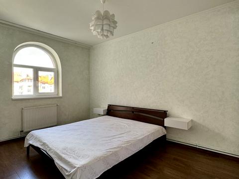 квартира за адресою Джона Ленона вул., 39