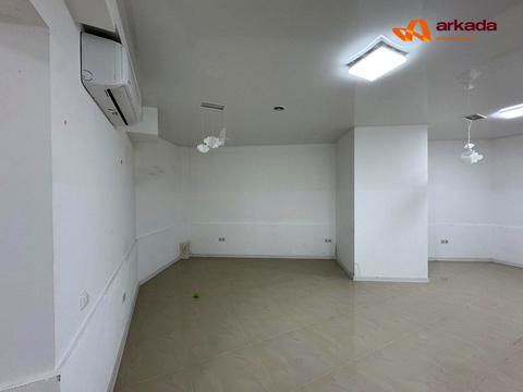 комерційна за адресою Івано-Франківськ, Михайла Мочульського вул., 3