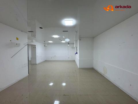 комерційна за адресою Івано-Франківськ, Михайла Мочульського вул., 3