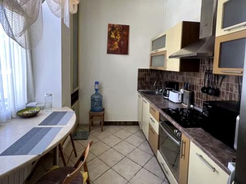 квартира за адресою Михайлівська вул., 22-Б