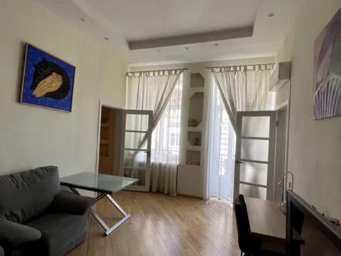 квартира за адресою Михайлівська вул., 22-Б