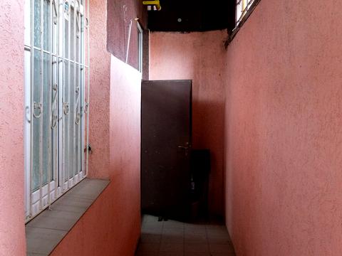 комерційна за адресою Боголюбова вул., 8