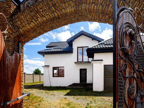 дом по адресу перемоги, 1