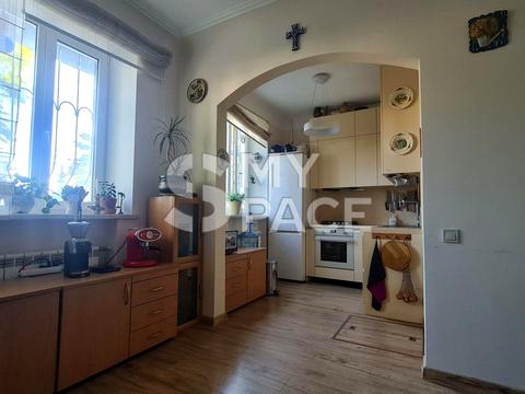 квартира за адресою Покровський пров. (Академіка Зелінського), 8