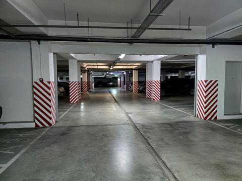 паркоместо по адресу Днепровская набережная ул., 26-Б