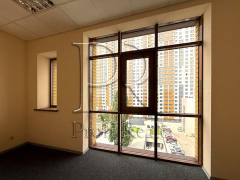 коммерческая по адресу Владимира Сосюры ул., 6