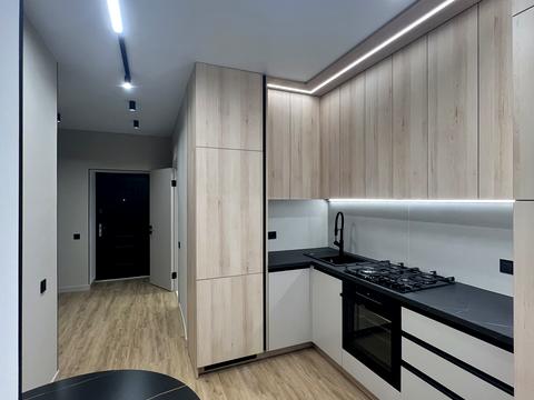 квартира за адресою Молодіжна вул., 10