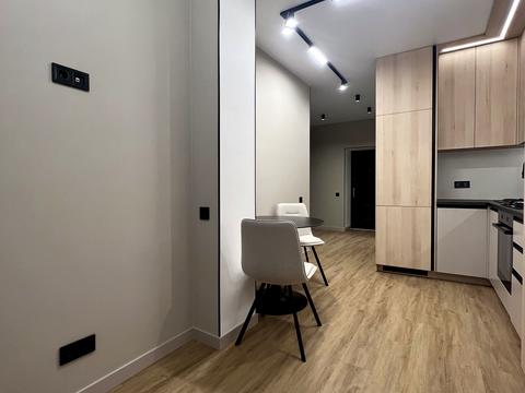 квартира за адресою Молодіжна вул., 10