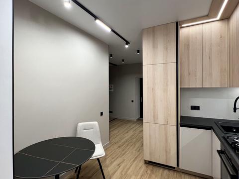 квартира за адресою Молодіжна вул., 10