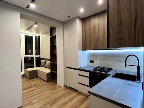 квартира за адресою Молодіжна вул., 10