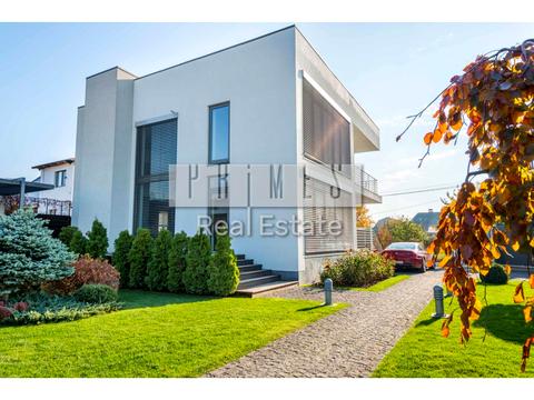 будинок за адресою 126-та Садова вул.