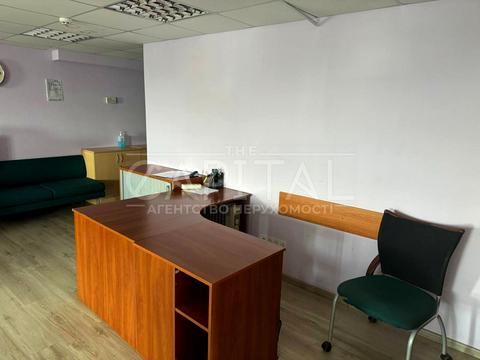 коммерческая по адресу Вацлава Гавела бульв. (Івана Лепсе), 7-В