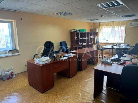 коммерческая по адресу Вацлава Гавела бульв. (Івана Лепсе), 7-В