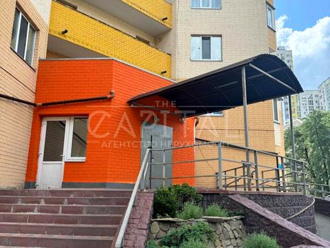 коммерческая по адресу Вацлава Гавела бульв. (Івана Лепсе), 7-В