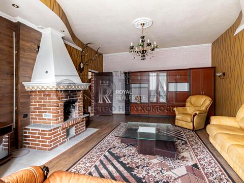 будинок за адресою Богдана Хмельницького вул.