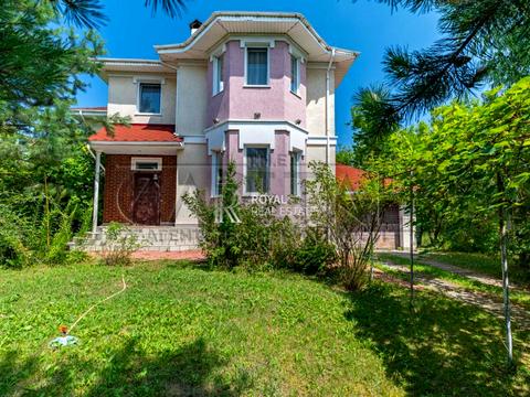 будинок за адресою Богдана Хмельницького вул.