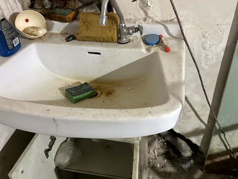 коммерческая по адресу здоровя, 12